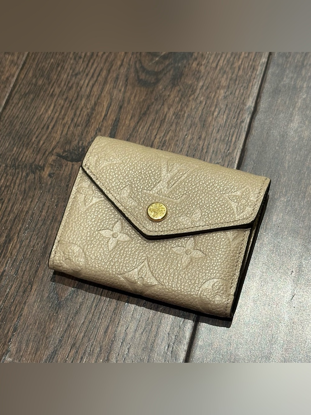 Louis Vuitton Monogram Empriente Leather Zoé Compact Wallet